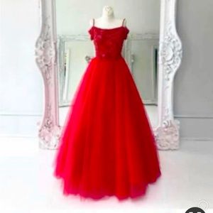 Size 4 Sherri Hill dress.